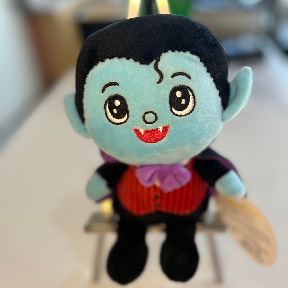 NWT Kellytoy Vampire Halloween Monster Plush 8" Rare